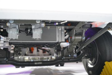 �й������ɶ����ó� V3-X 4X2 ���Ŵ��綯��ʽ�Ῠ 140kWhͼƬ