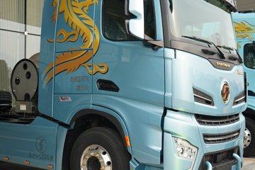 ��������X6000C 14.5L LNG 630���� 6X4 ��ʿ��12�� AMT�Զ��� ǣ����ͼƬ