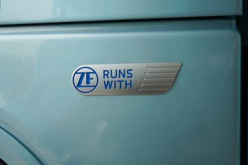 ��������X6000C 14.5L LNG 630���� 6X4 ��ʿ��12�� AMT�Զ��� ǣ����ͼƬ