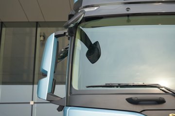 ��������X6000C 14.5L LNG 630���� 6X4 ��ʿ��12�� AMT�Զ��� ǣ����ͼƬ