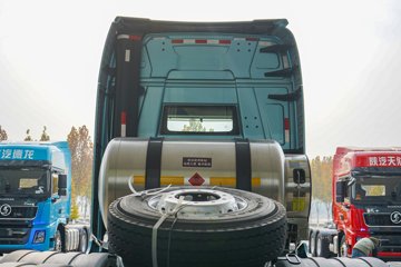 ��������X6000C 14.5L LNG 630���� 6X4 ��ʿ��12�� AMT�Զ��� ǣ����ͼƬ