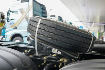 ��������X6000C 14.5L LNG 630���� 6X4 ��ʿ��12�� AMT�Զ��� ǣ����ͼƬ