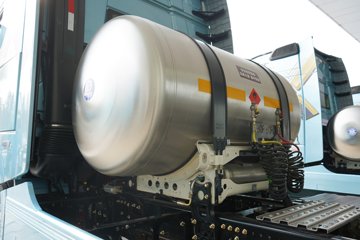 ��������X6000C 14.5L LNG 630���� 6X4 ��ʿ��12�� AMT�Զ��� ǣ����ͼƬ