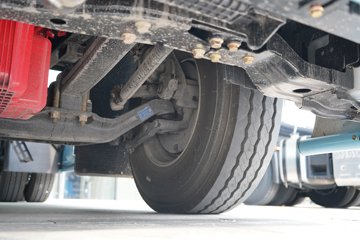 ��������X6000C 14.5L LNG 630���� 6X4 ��ʿ��12�� AMT�Զ��� ǣ����ͼƬ