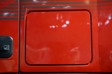 �й������ɶ����ó� V7-X 6X4 ���̻�϶���ǣ���� 140kWhͼƬ