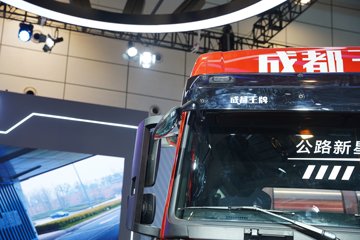 �й������ɶ����ó� V7-X 6X4 ���̻�϶���ǣ���� 140kWhͼƬ