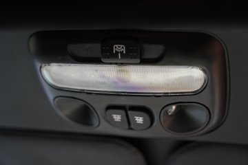 �й������ɶ����ó� V7-X 6X4 ���̻�϶���ǣ���� 140kWhͼƬ