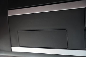 �й������ɶ����ó� V7-X 6X4 ���̻�϶���ǣ���� 140kWhͼƬ