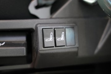 �й������ɶ����ó� V7-X 6X4 ���̻�϶���ǣ���� 140kWhͼƬ