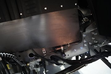 �й������ɶ����ó� V7-X 6X4 ���̻�϶���ǣ���� 140kWhͼƬ