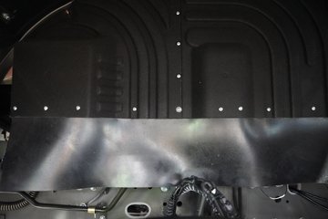 �й������ɶ����ó� V7-X 6X4 ���̻�϶���ǣ���� 140kWhͼƬ