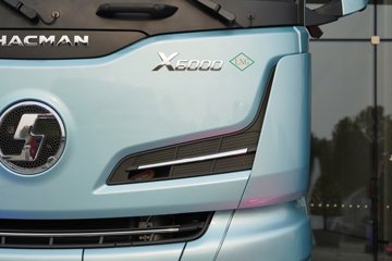 ��������X6000 ��ѡ�� 14.6L LNG 630���� 6X4 ��ʿ��16�� AMT�Զ��� ǣ����ͼƬ