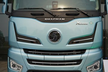 ��������X6000 ��ѡ�� 14.6L LNG 630���� 6X4 ��ʿ��16�� AMT�Զ��� ǣ����ͼƬ