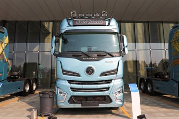 ��������X6000 ��ѡ�� 14.6L LNG 630���� 6X4 ��ʿ��16�� AMT�Զ��� ǣ����ͼƬ