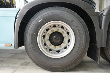 ��������X6000 ��ѡ�� 14.6L LNG 630���� 6X4 ��ʿ��16�� AMT�Զ��� ǣ����ͼƬ