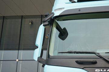 ��������X6000 ��ѡ�� 13.5L���� 630���� 6X4 ��ʿ��16�� AMT�Զ��� ǣ����ͼƬ