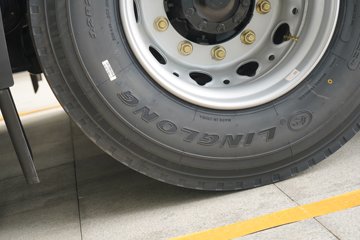 ��������X6000 ��ѡ�� 13.5L���� 630���� 6X4 ��ʿ��16�� AMT�Զ��� ǣ����ͼƬ