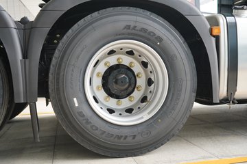 ��������X6000 ��ѡ�� 13.5L���� 630���� 6X4 ��ʿ��16�� AMT�Զ��� ǣ����ͼƬ