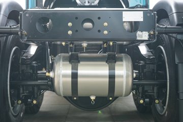 ��������X6000 ��ѡ�� 13.5L���� 630���� 6X4 ��ʿ��16�� AMT�Զ��� ǣ����ͼƬ