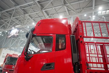 �������ó� ���KR PLUS 7.5L���� 385���� 4X2 ����8�� AMT�Զ��� 6.8�ײ�դʽ�ػ���ͼƬ