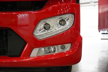 �������ó� ���KR PLUS 7.5L���� 385���� 4X2 ����8�� AMT�Զ��� 6.8�ײ�դʽ�ػ���ͼƬ