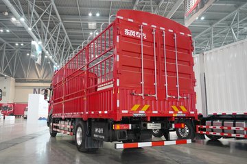 �������ó� ���KR PLUS 7.5L���� 385���� 4X2 ����8�� AMT�Զ��� 6.8�ײ�դʽ�ػ���ͼƬ