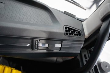 �������ó� ���KR PLUS 7.5L���� 385���� 4X2 ����8�� AMT�Զ��� 6.8�ײ�դʽ�ػ���ͼƬ