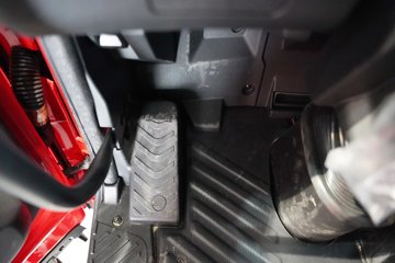 �������ó� ���KR PLUS 7.5L���� 385���� 4X2 ����8�� AMT�Զ��� 6.8�ײ�դʽ�ػ���ͼƬ