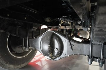 �������ó� ���KR PLUS 7.5L���� 385���� 4X2 ����8�� AMT�Զ��� 6.8�ײ�դʽ�ػ���ͼƬ