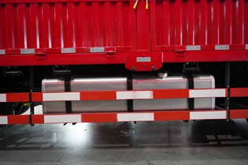 �������ó� ���KR PLUS 7.5L���� 385���� 4X2 ����8�� AMT�Զ��� 6.8�ײ�դʽ�ػ���ͼƬ