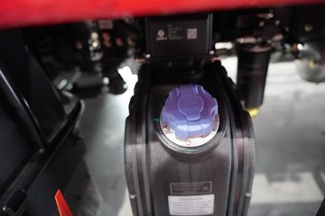 �������ó� ���KR PLUS 7.5L���� 385���� 4X2 ����8�� AMT�Զ��� 6.8�ײ�դʽ�ػ���ͼƬ