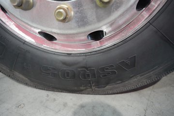 �������ó� ���KR PLUS 7.5L���� 385���� 4X2 ����8�� AMT�Զ��� 6.8�ײ�դʽ�ػ���ͼƬ