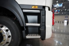 东风天龙KL 380马力 4X2 9.65米冷藏车