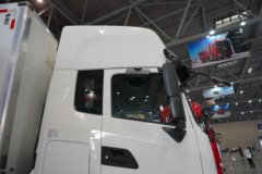 东风天龙KL 380马力 4X2 9.65米冷藏车