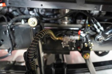 ��������KL 380���� 4X2 9.65����س�ͼƬ