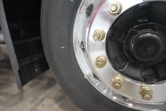 东风天龙KL 380马力 4X2 9.65米冷藏车