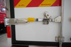 东风天龙KL 380马力 4X2 9.65米冷藏车