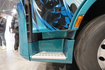 �������ó� ����KL 12.9L���� 600���� 6X4 ����12�� AMT�Զ��� ǣ����ͼƬ