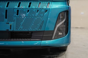 �������ó� ����KL 12.9L���� 600���� 6X4 ����12�� AMT�Զ��� ǣ����ͼƬ