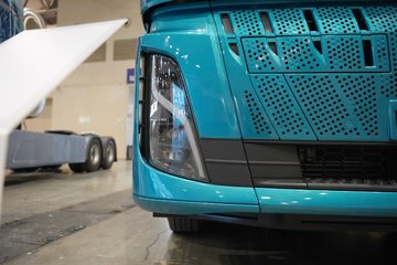 �������ó� ����KL 12.9L���� 600���� 6X4 ����12�� AMT�Զ��� ǣ����ͼƬ