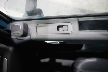 �������ó� ����KL 12.9L���� 600���� 6X4 ����12�� AMT�Զ��� ǣ����ͼƬ