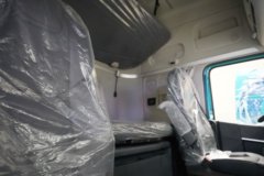 东风商用车 天龙KL 12.9L柴油 600马力 6X4 东风12档 AMT自动档 牵引车 东风商用车 天龙KL 12.9L柴油 600马力 6X4 东风12档 AMT自动档 牵引车