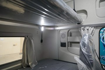 �������ó� ����KL 12.9L���� 600���� 6X4 ����12�� AMT�Զ��� ǣ����ͼƬ