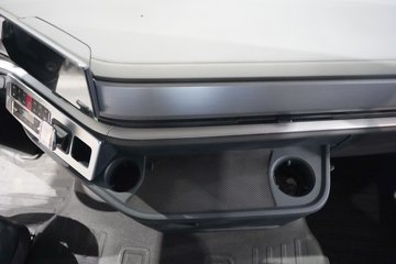 �������ó� ����KL 12.9L���� 600���� 6X4 ����12�� AMT�Զ��� ǣ����ͼƬ