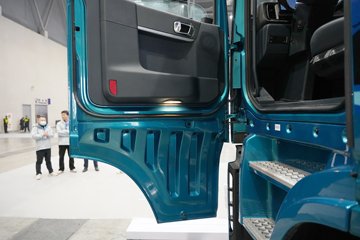 �������ó� ����KL 12.9L���� 600���� 6X4 ����12�� AMT�Զ��� ǣ����ͼƬ