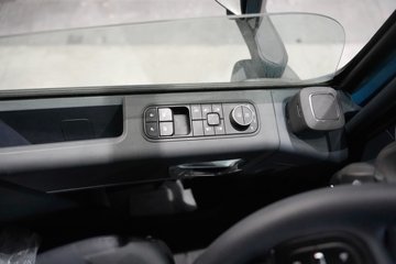 �������ó� ����KL 12.9L���� 600���� 6X4 ����12�� AMT�Զ��� ǣ����ͼƬ