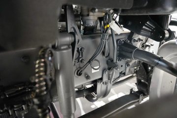 �������ó� ����KL 12.9L���� 600���� 6X4 ����12�� AMT�Զ��� ǣ����ͼƬ