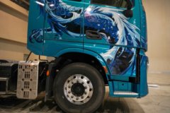 东风天龙KH 640马力 6X4 AMT自动档 牵引车 东风天龙KH 640马力 6X4 AMT自动档 牵引车