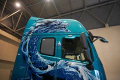 东风天龙KH 640马力 6X4 AMT自动档 牵引车 东风天龙KH 640马力 6X4 AMT自动档 牵引车