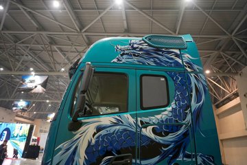 ��������KH 640���� 6X4 AMT�Զ��� ǣ����ͼƬ